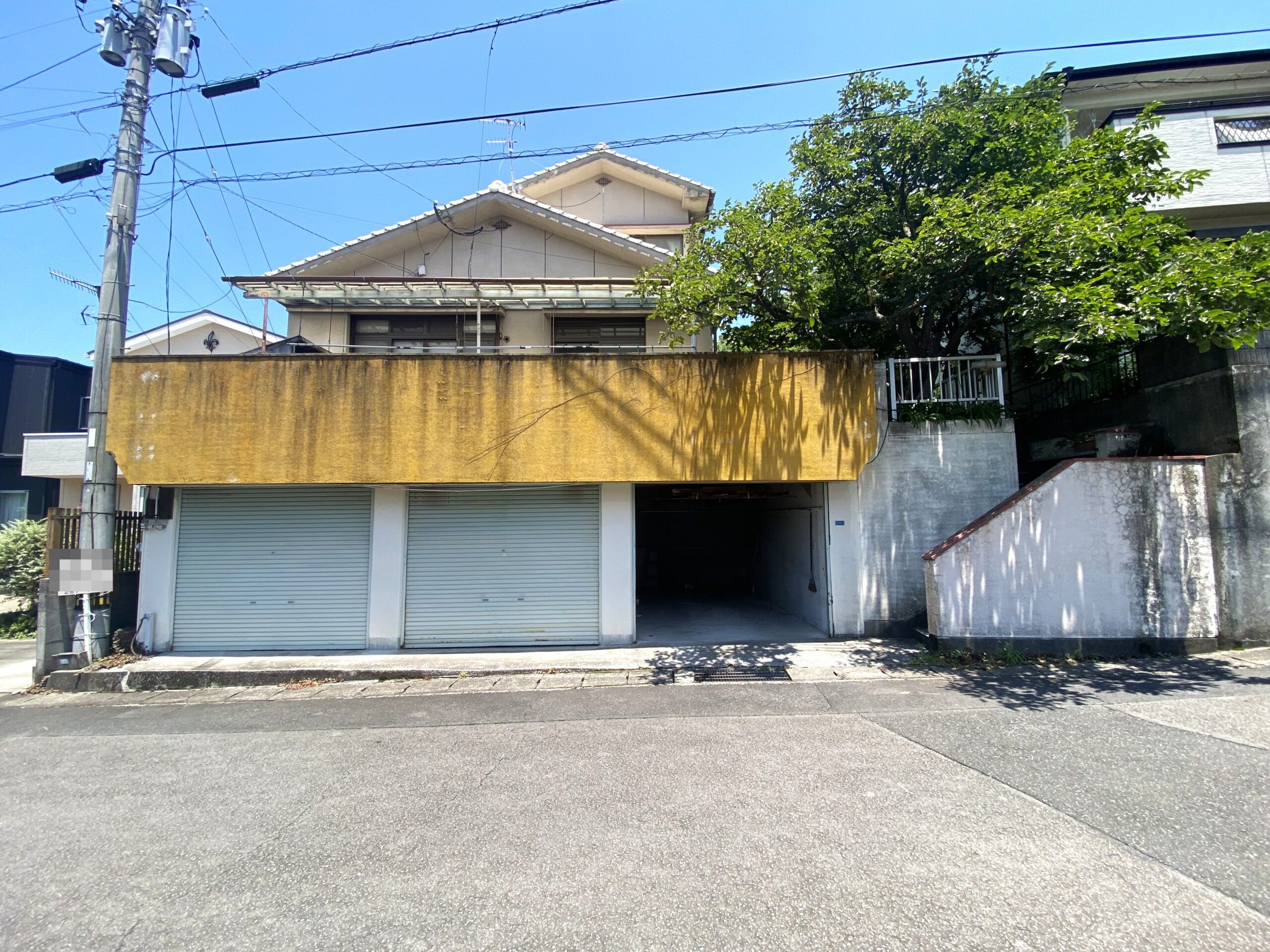 即日内覧可！清和小学校まで３００ｍ・ローソン中山町店まで６５０ｍ！駐車３台可！全居室６帖以上！